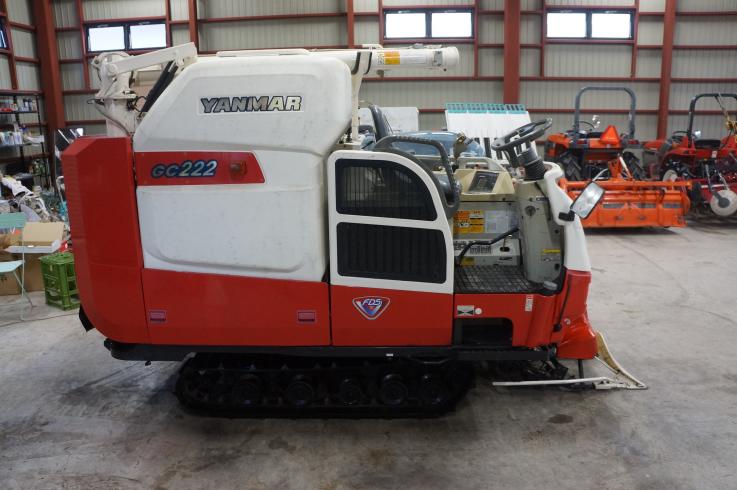 コンバイン GC222 写真６