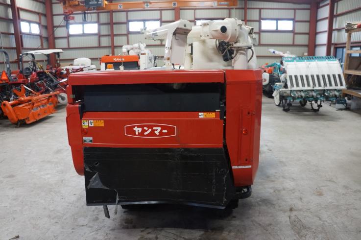 コンバイン GC222 写真５