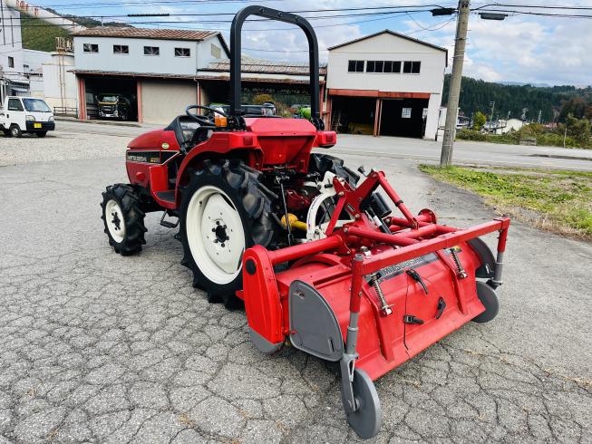 トラクター MT205 写真４