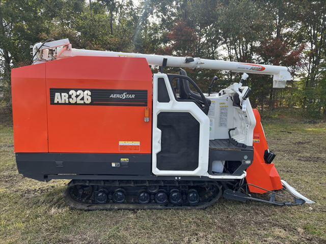 コンバイン AR326① 写真２
