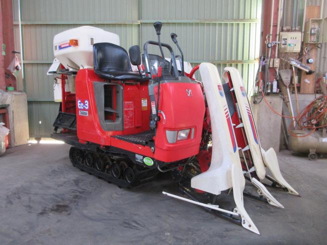 コンバイン Ee-3 写真２