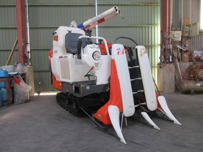 コンバイン ER213-SPW 写真２