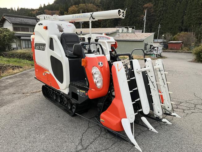 コンバイン ARN320-GDXW 写真２