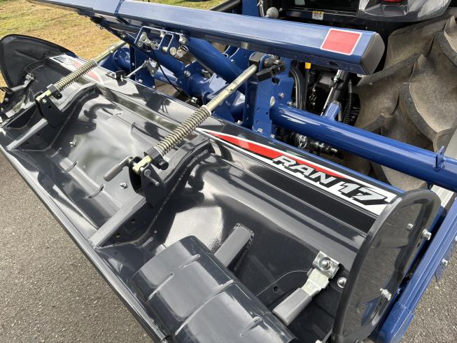 トラクター NTA335FFLGQCY chcnav NX510付 写真５