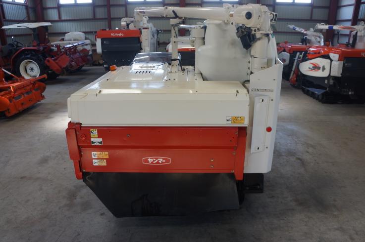 コンバイン GC218 写真５