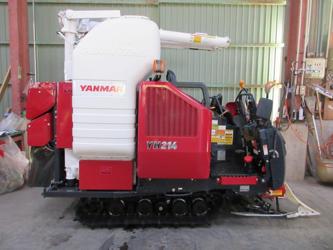 コンバイン YH214 写真３