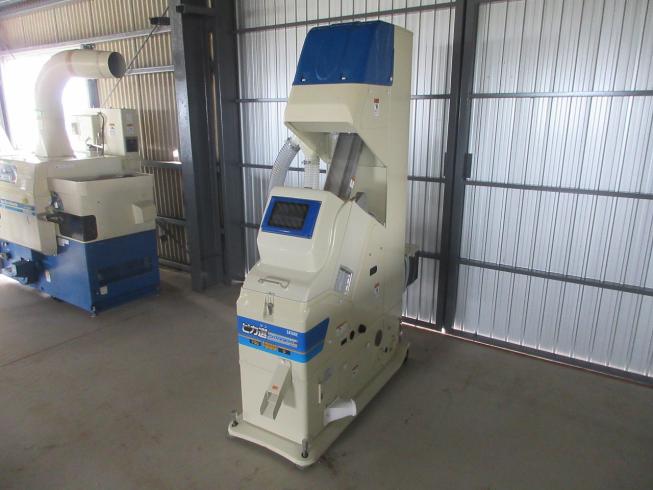 色彩選別機  FGS-1000-S 写真３