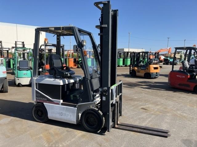 フォークリフト J1B1L10 写真４