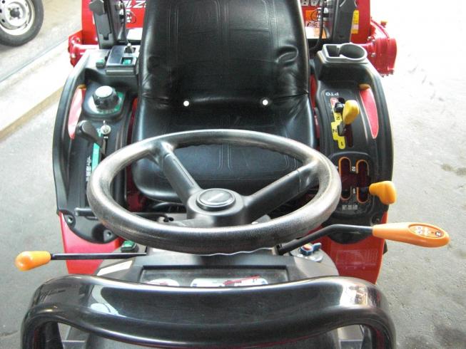 トラクター GK-14VUS2S　小型フル装備！ 写真３