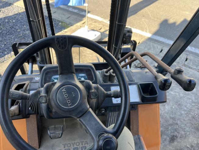 フォークリフト 7GF20 写真７