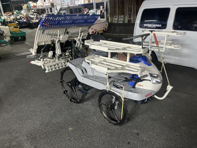 田植機 PPZ4-L 写真２