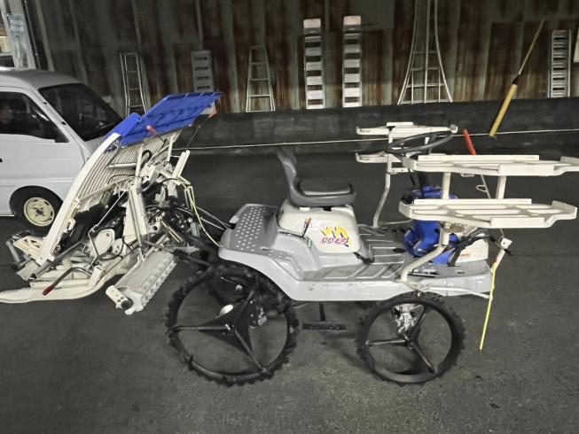 田植機 PPZ4-L 写真４