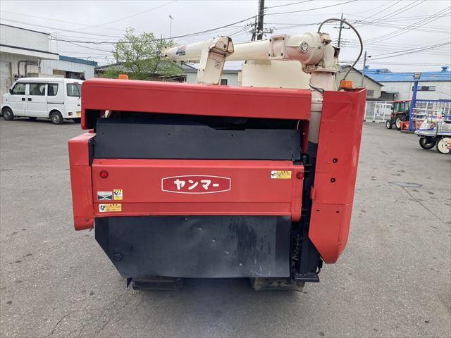 コンバイン GC325 写真３