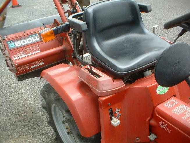 トラクター RT1300 写真4