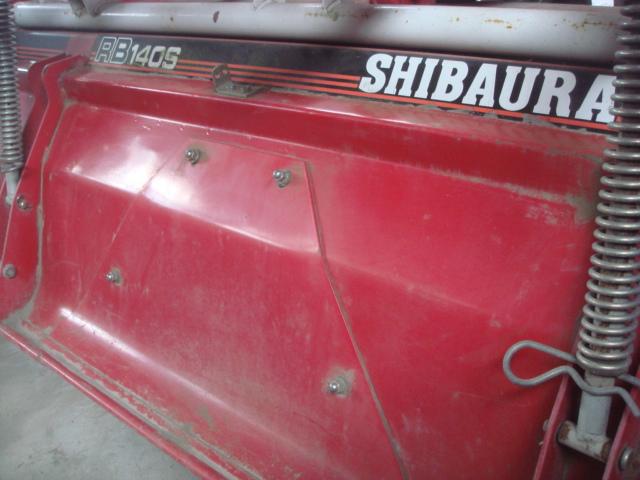 トラクター D215F 写真2