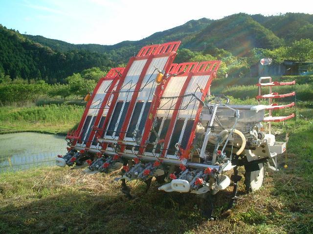 田植機 RR8PWUF 写真2