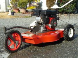 オーレック 草刈機 写真