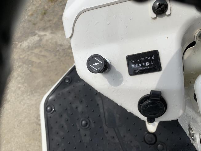 草刈機 ARM981A 写真2