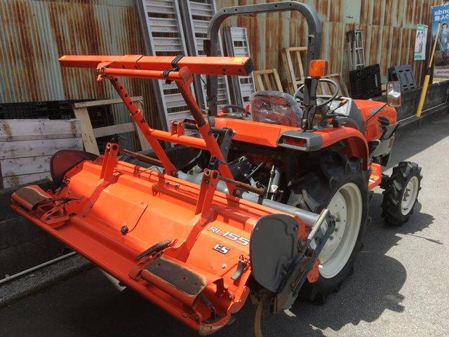 トラクター T245D 写真4