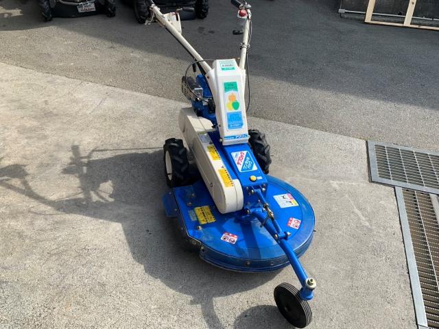 草刈機 AM61B 写真3