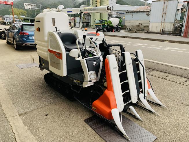 コンバイン AR317-GLW 写真2