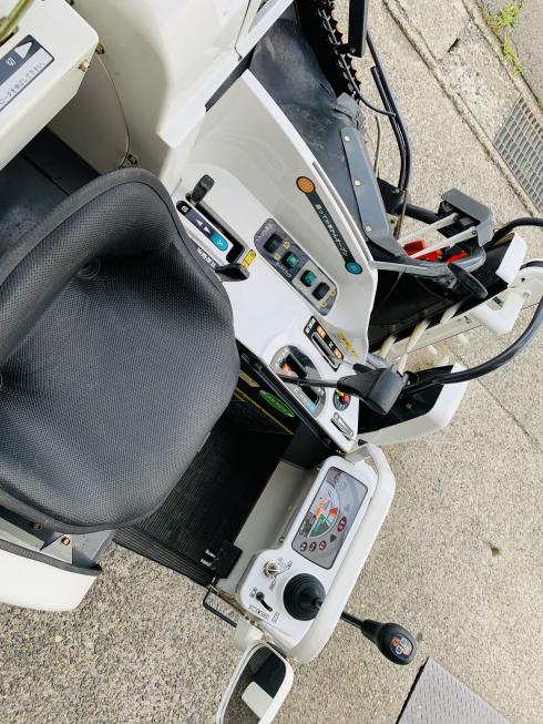 コンバイン AR216-GLW 写真8