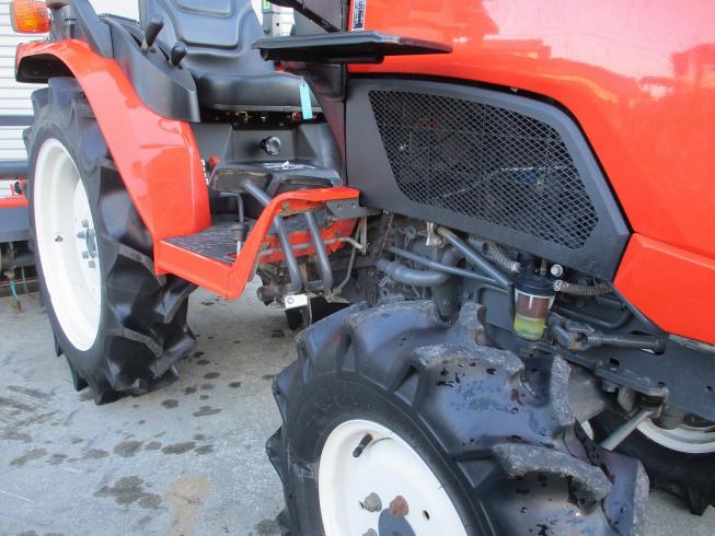 トラクター NB19-MA 写真2