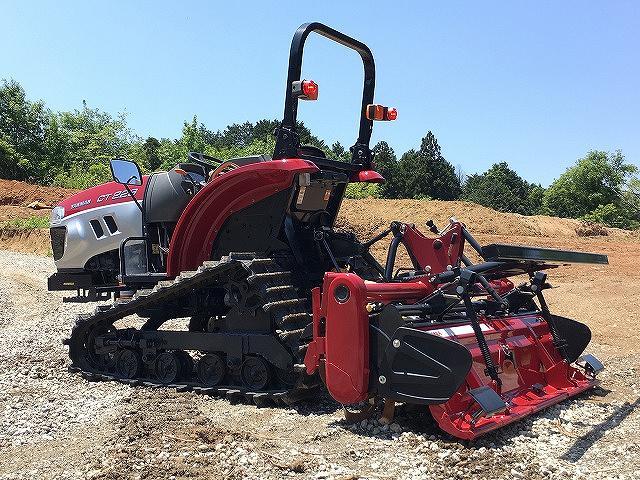 トラクター CT226 (フルクローラー) 写真3
