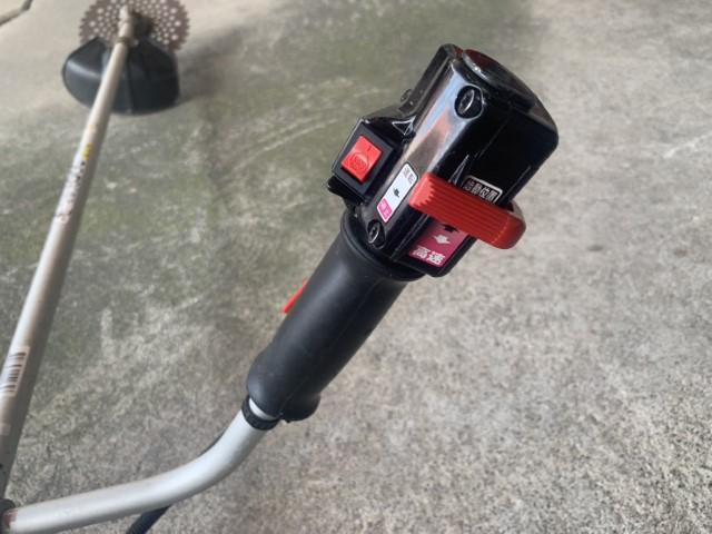 草刈機 225R 写真3