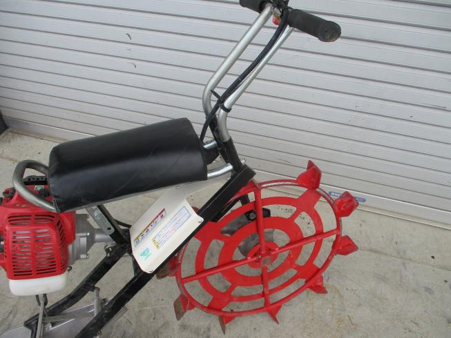 乗用式溝切機  MKF-A415 写真2