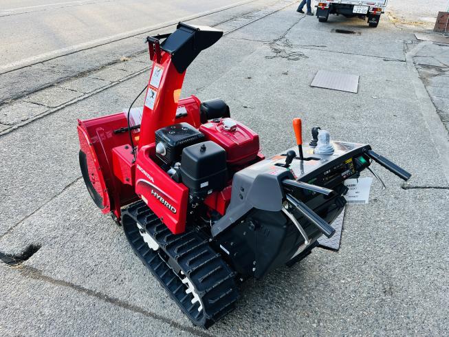 除雪機 HSM1380i(JN) 写真4