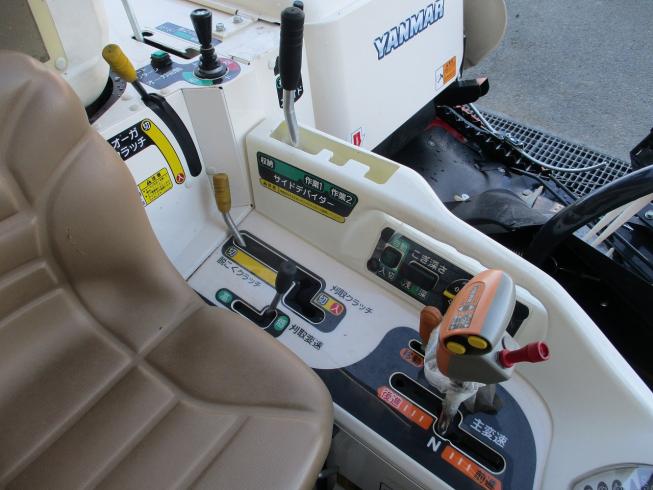 コンバイン AJ217 写真6