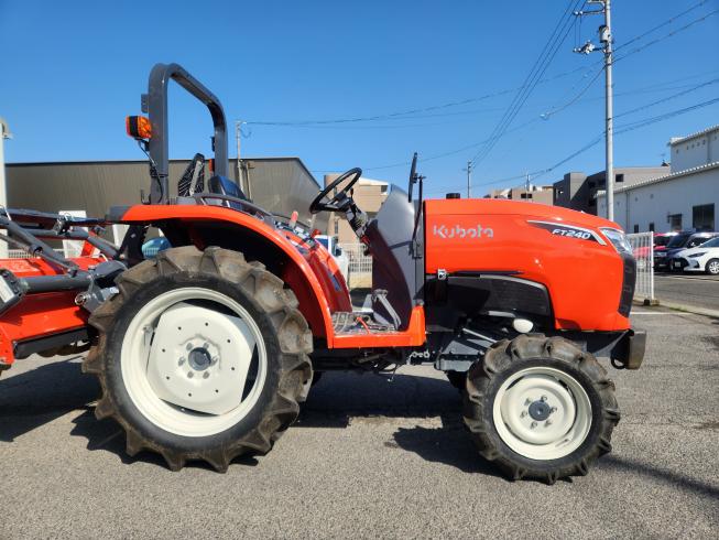 トラクター FT240BMAJ 写真2