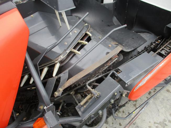 コンバイン ARN327-ADXW 写真8