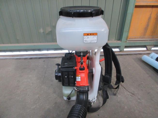 背負式動力散布機 DME401A 写真4