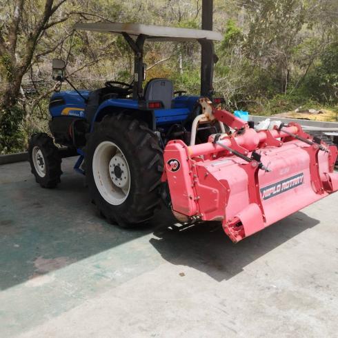 トラクター T2100KL2 写真4