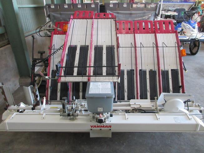 田植機 YR8D 写真11