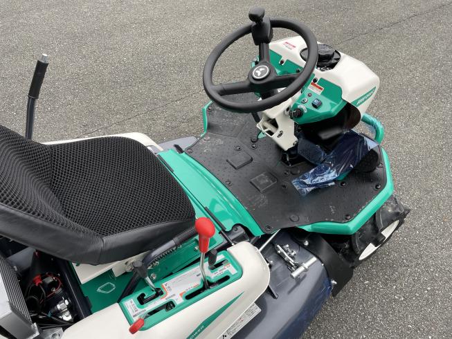 乗用草刈機 RM983X 写真10