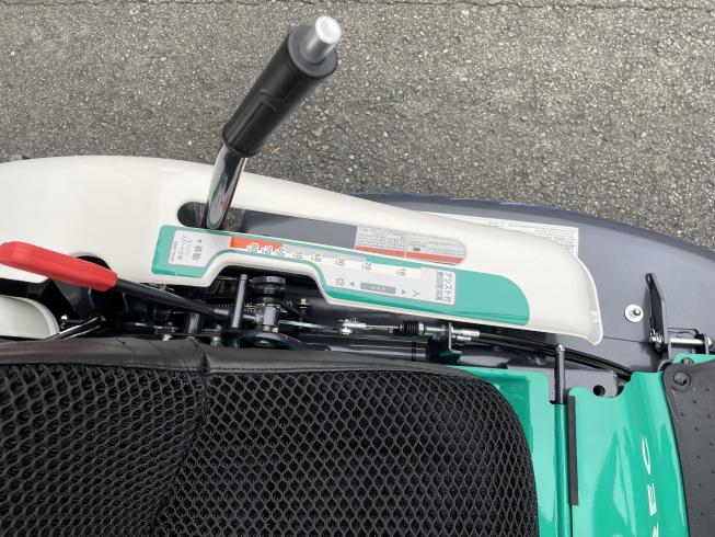 乗用草刈機 RM983X 写真5