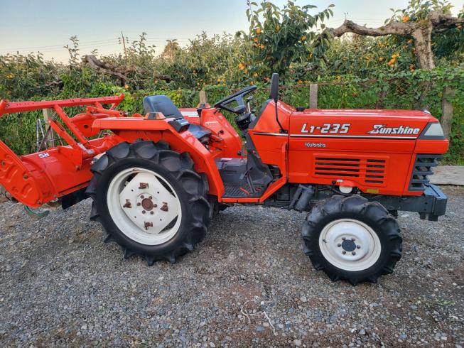 トラクター L1-235BMAXSRP 写真3