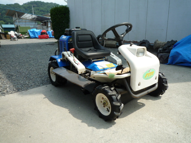 草刈機 RM86 写真1