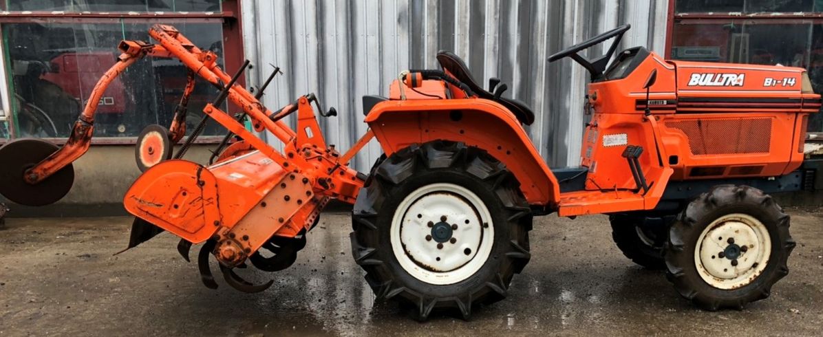 SOLD OUT】クボタ トラクター B1-15 ブルトラ 15.5馬力 4WD 自動水平