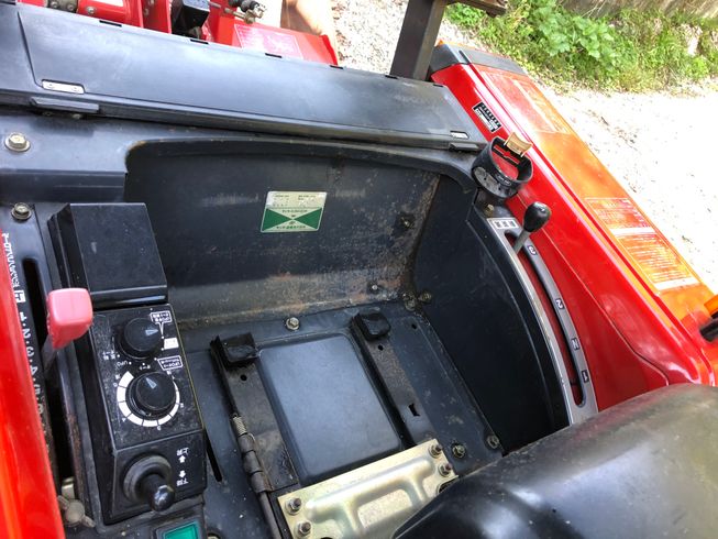 中古トラクターヤンマーFX215商品詳細【中古農機具販売 UMM】