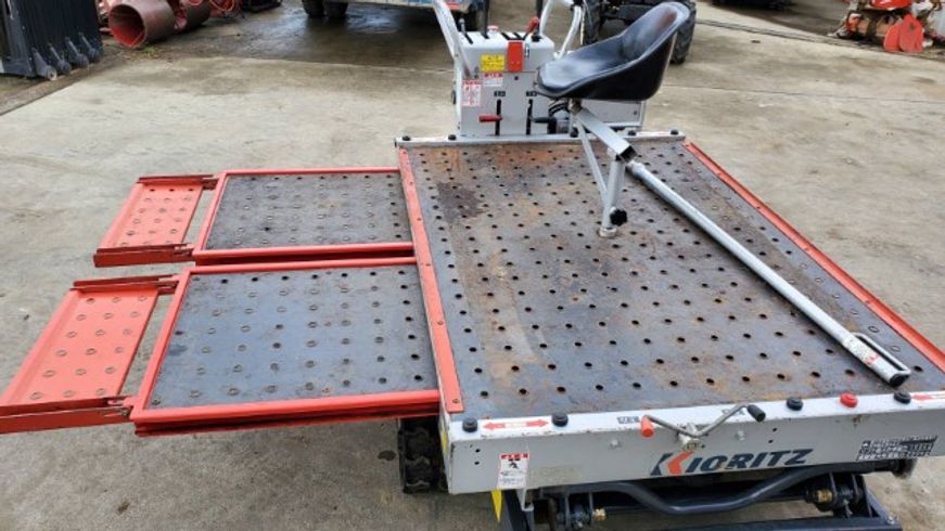 共立 高所作業機 高所作業車 KCG301SEDX リフト 昇降機 高さ約3m