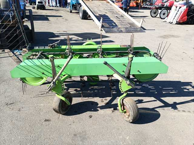 栃木:スター:MHM1820:トラクター用:ヘーメーカー:ヘイメーカー:集草機