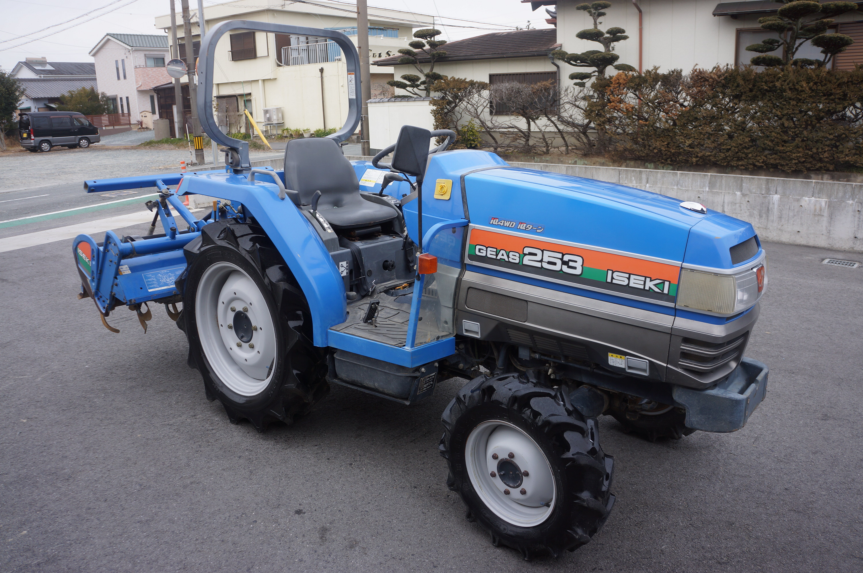 イセキトラクター NT253新古車安い
