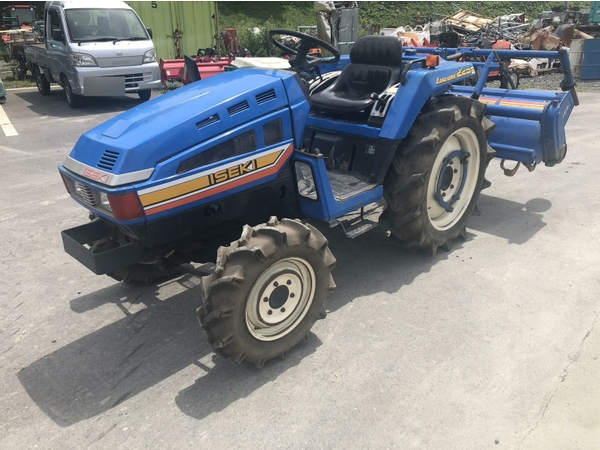 イセキトラクターランドホープ18馬力4WD