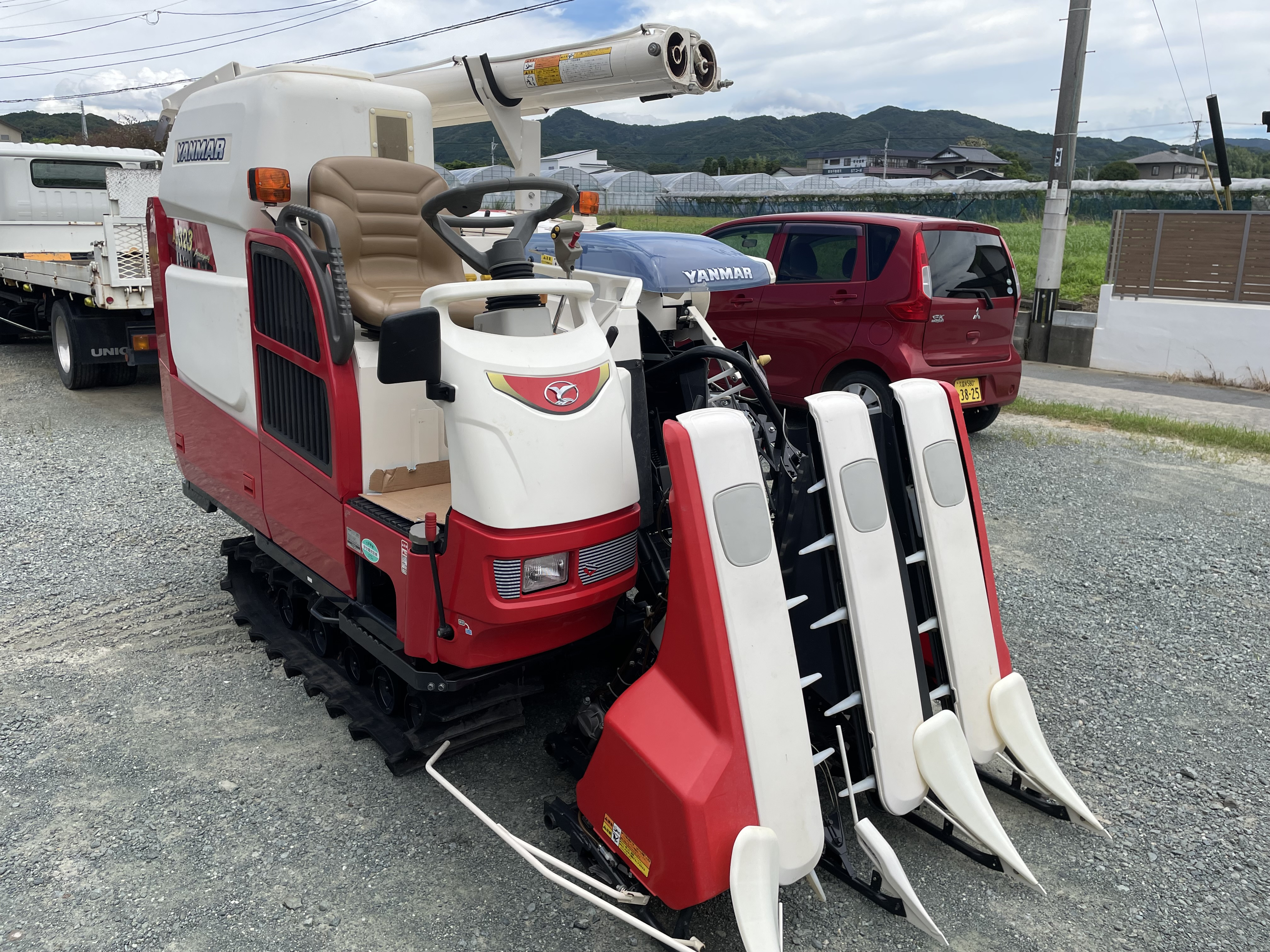 ヤンマー コンバイン 中古 AJ323 福岡 3条刈