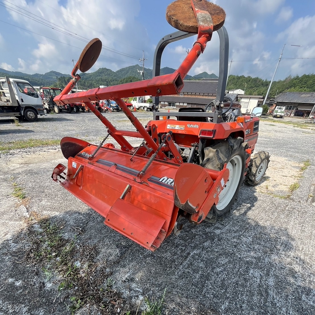 愛知県 クボタ トラクター GT-5 23馬力 616h ディーゼル 4WD 逆転 自動水平 倍速 AR15 ロータリー GT5 直P7534421  - 農業