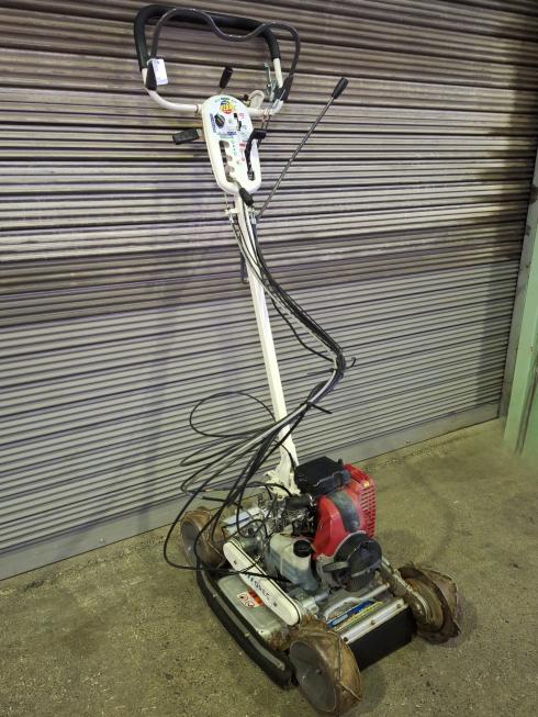 中古スパイダーモアイセキ4WD実働SP851A 中古スパイダーモアイセキ4WD実働SP851A